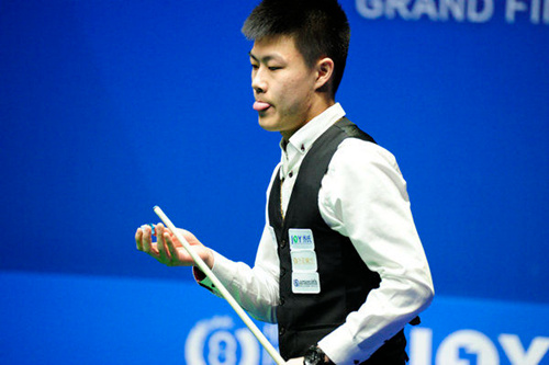 中国女足拉 中国女足拉